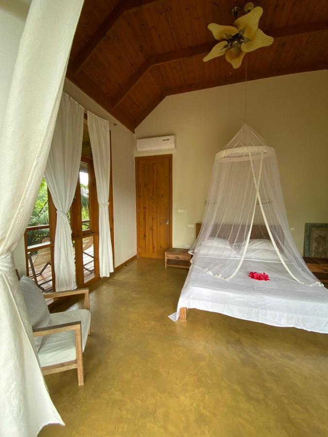 Waterfall Accomodation Port Glaud Buitenkant foto